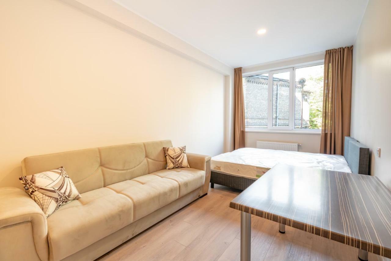 Centra Expresis Apartman Riga Kültér fotó